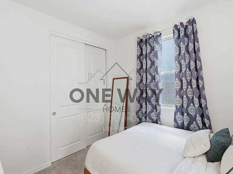 11253 E Ulysses Ave — Photo 13