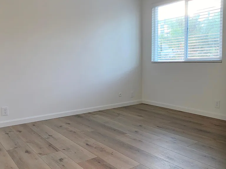 Bedroom (1)