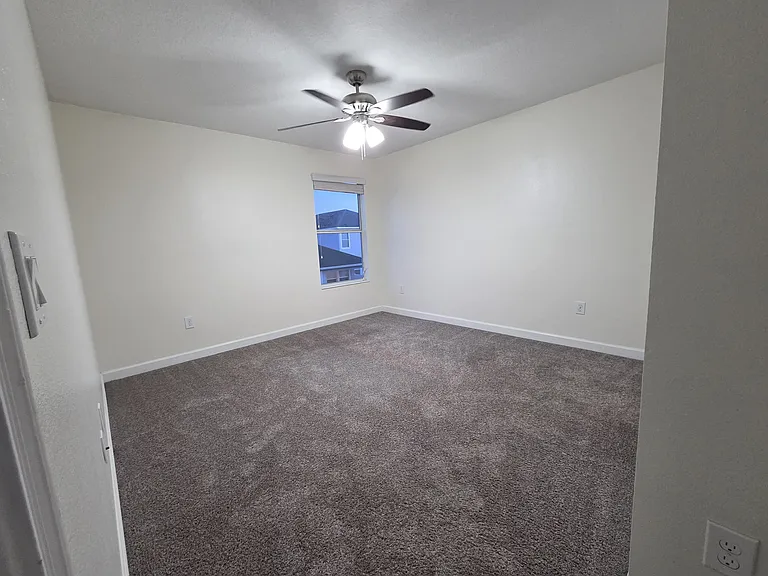 4618 Saint Bernard Dr — Photo 12