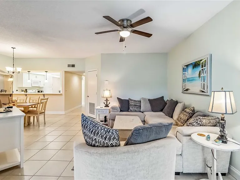 5734 Ashton Lake Dr #7 — Photo 6