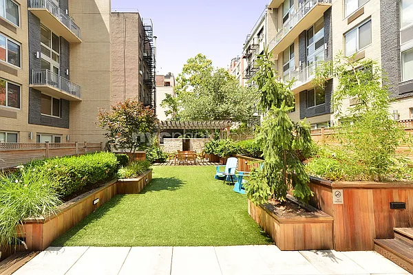 Sold by Compass | media 14