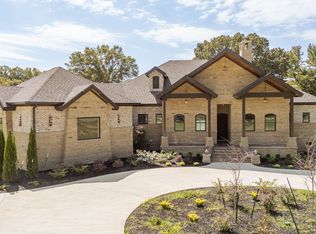 325 Wilkes Manor Way, Savannah, TN 38372