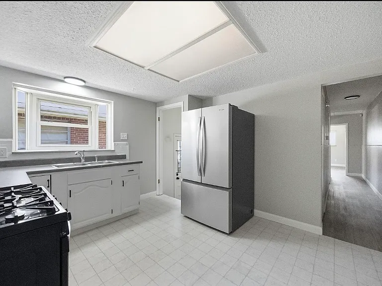 4824 Pennsylvania Ave — Photo 3