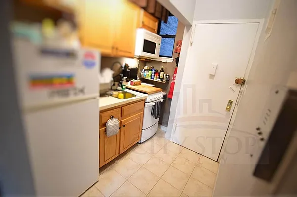 Rented by City Stop Realty | media 11