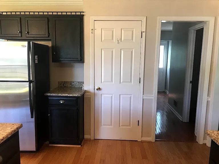 602 Creekvalley Rd — Photo 4