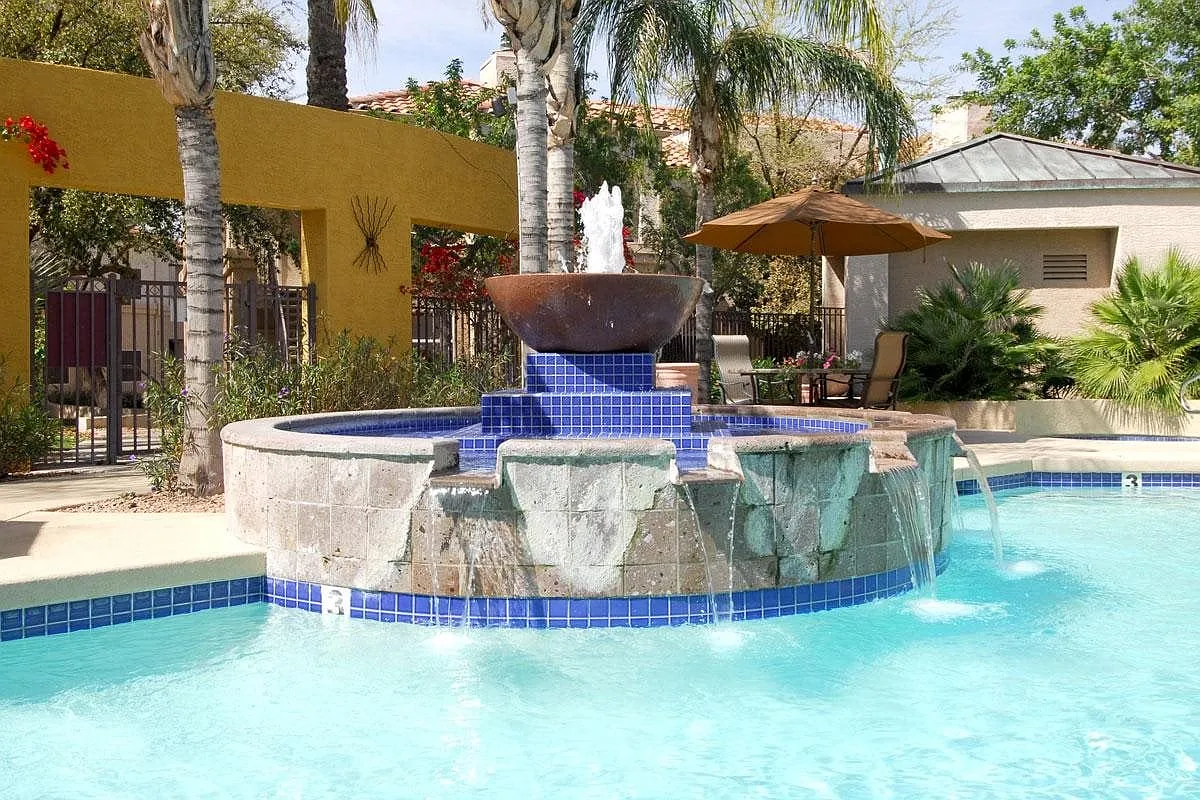 1 bed, 750 sqft, $1,350 — Photo 4