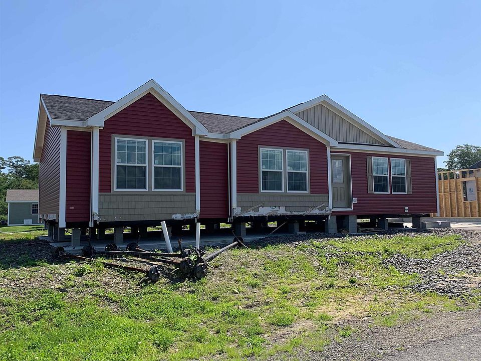 2nd image of 7 Colony Way