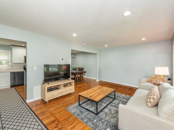 7 Sunnyside Rd