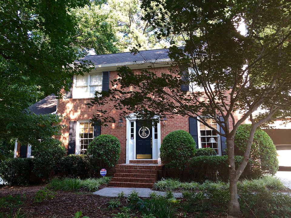 1st image of 179 Knollwood Dr