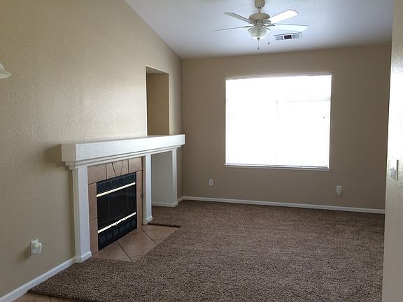 3rd image of 4408 San Martin Dr