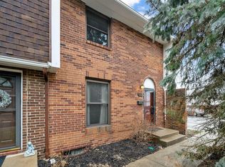 1904 Willoway Cir S, Columbus, OH 43220