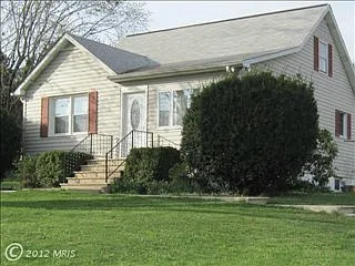 2208 Roth Rd photo 1