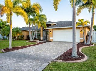 148 SE 19th Ter, Cape Coral, FL 33990