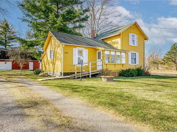 4102 Ide Rd, Wilson, NY 14172