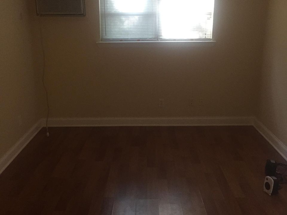 2nd image of 3700 Cherryton Dr APT 17