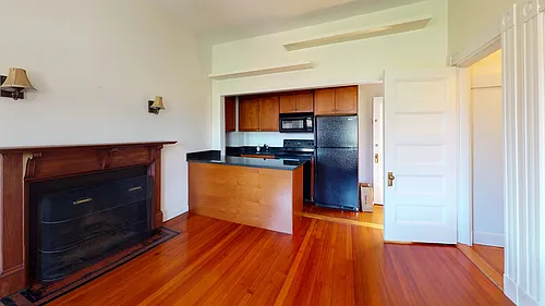 591 Beacon St Photo 1