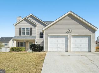 7282 Williamsburg Dr, Riverdale, GA 30274