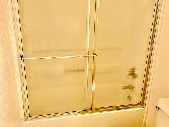 1251 Bathroom 2_10282022