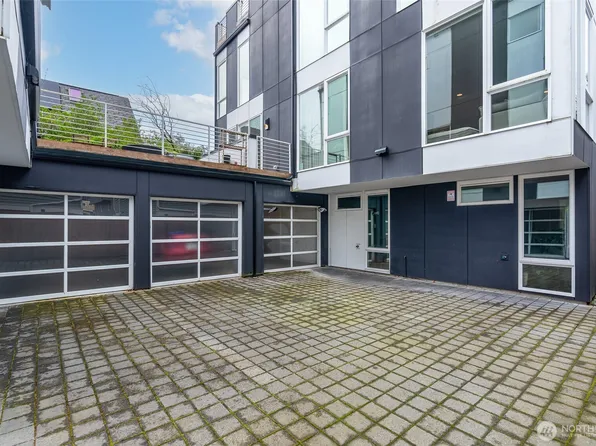 612 N 45th Street #C, Seattle, WA 98103