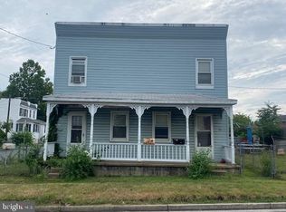 17 Sollers Point Rd, Dundalk, MD 21222