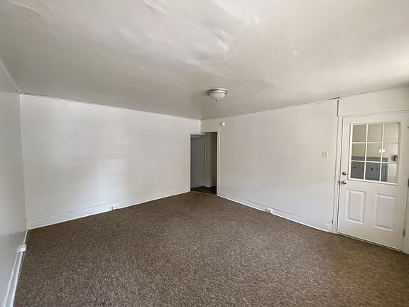 3rd image of 239 E King St #1