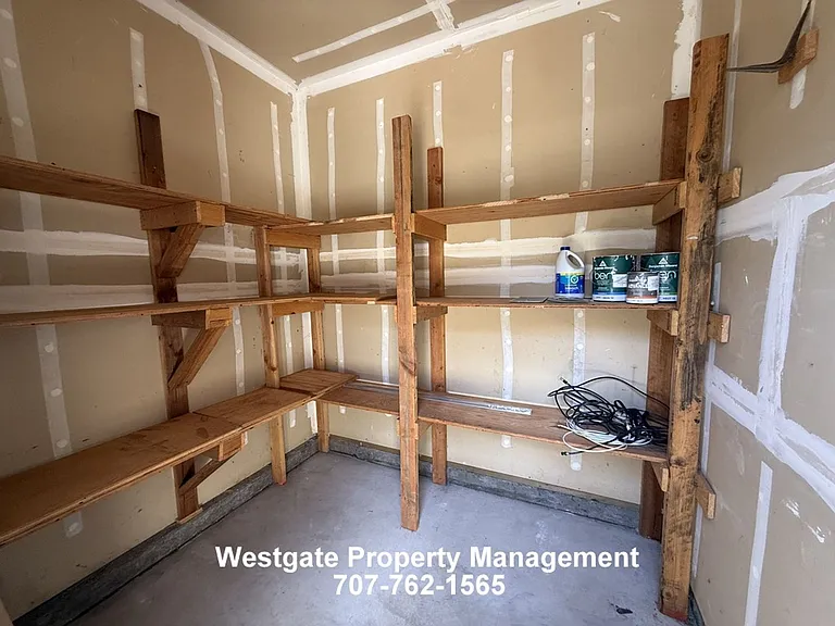 240 Park Place Dr — Photo 11