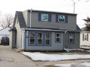 427 S 94th Pl, Milwaukee, WI 53214