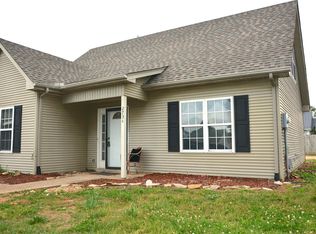 2734 Painted Pony Dr, Murfreesboro, TN 37128