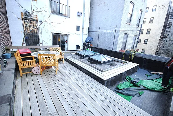 Rented by Bold New York | media 41