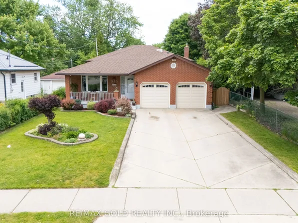 935 Willow Dr, London, ON N6E 1P2