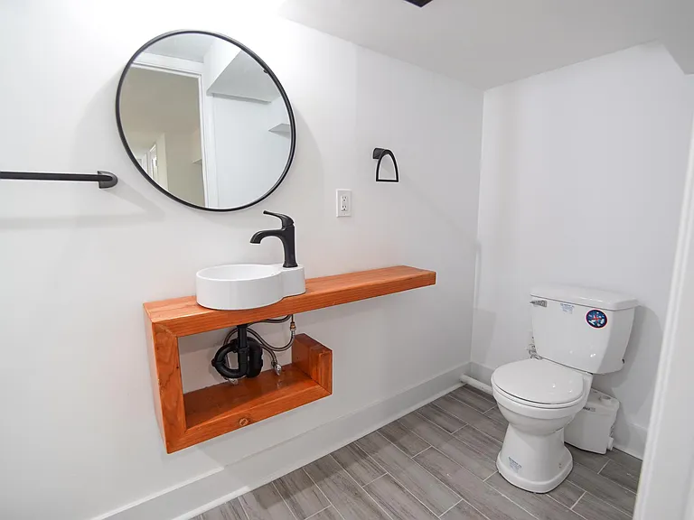 2129 Latona St — Photo 20