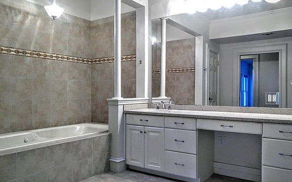 4th image of 532 Winding Way Ct