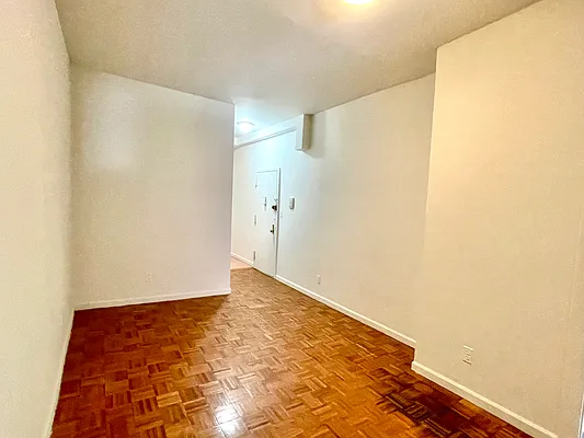 Rented by Compass | media 5