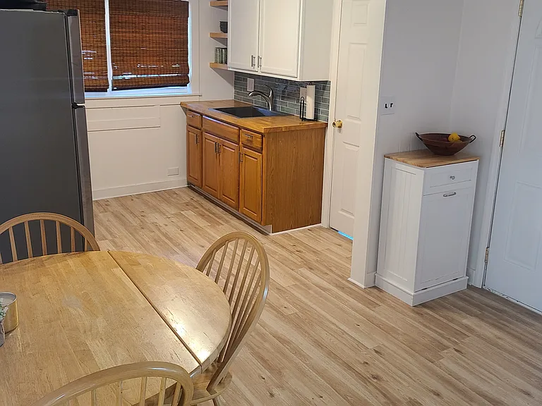 7 Runnells Ave #A — Photo 3