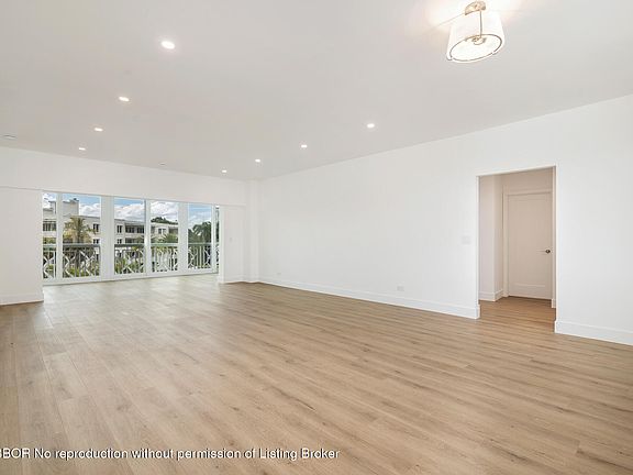 2nd image of 389 S Lake Dr APT 3H