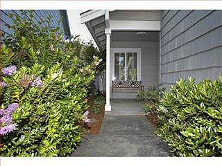 2nd image of 863 Vista Montara Cir