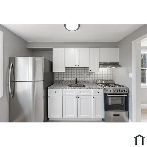 2699 Fairview Ave #A Photo 1