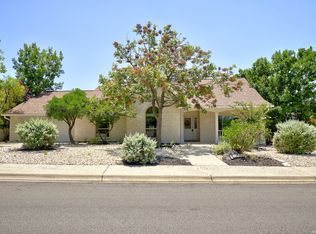 2140 Summit Crest Dr, Kerrville, TX 78028