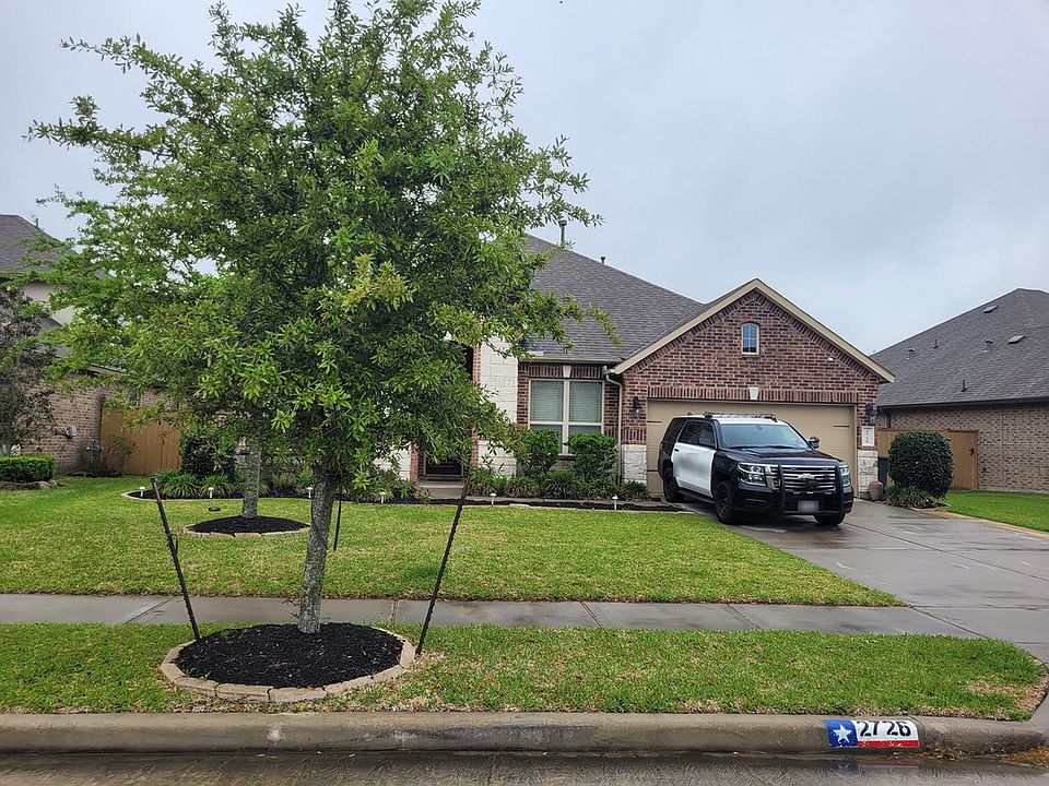 1st image of 2726 La Spezia Ln