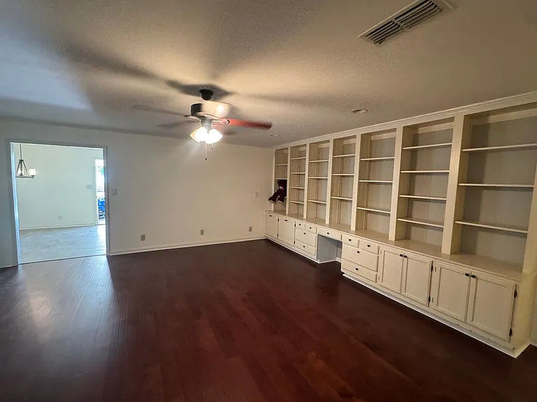 4600 Fox Den Ln — Photo 14