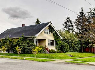2838 Ellis St, Bellingham, WA 98225