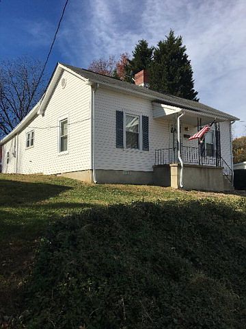 1st image of 70 Hylton Ave