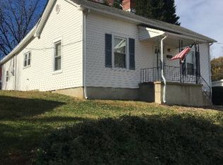 70 Hylton Ave, Danville, VA 24541