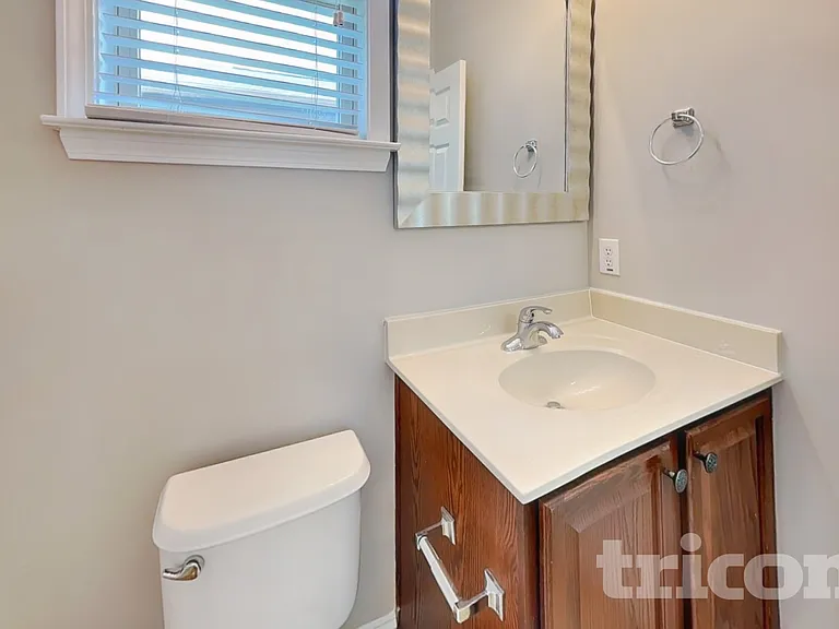 4384 Challedon Dr — Photo 14