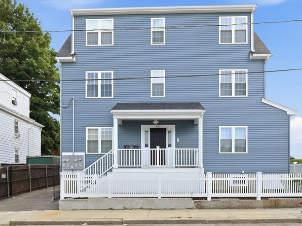 489 Spring St, Fall River, MA 02721