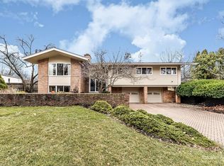 2846 Provincial Dr, Ann Arbor, MI 48104
