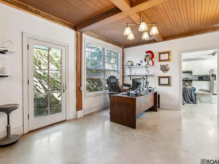 6363 Sevenoaks Ave — Photo 32