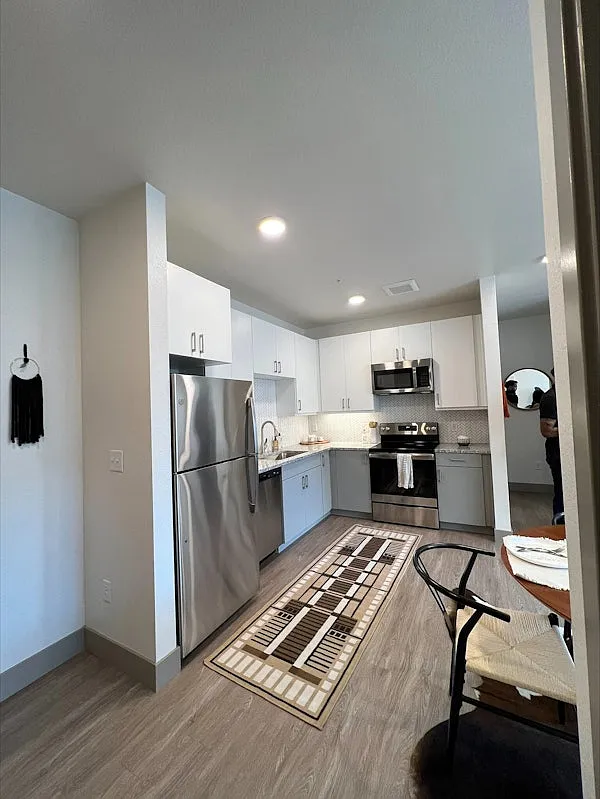 Vina Apartments — Photo 1