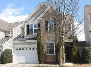 8302 Chimneycap Dr, Raleigh, NC 27613