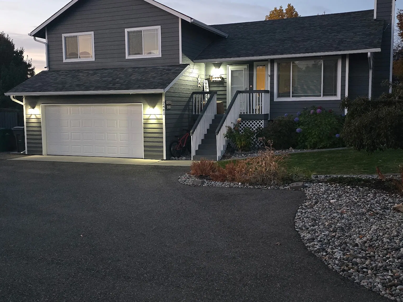 4 bed, 1697 sqft, $2,949 — Photo 1